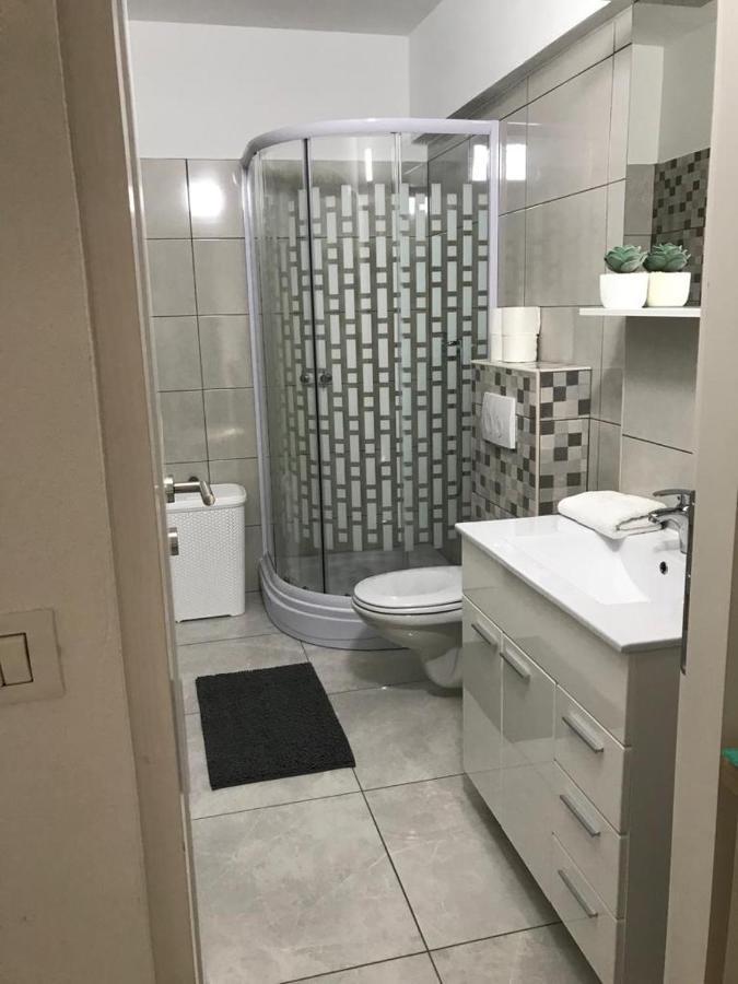 Nelany Apartment Zubovici Bagian luar foto