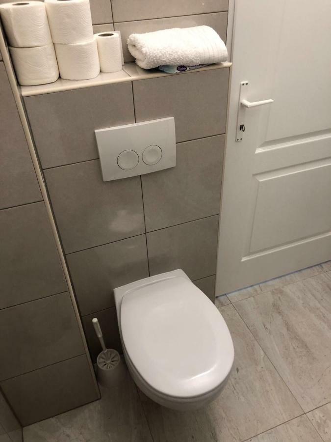 Nelany Apartment Zubovici Bagian luar foto