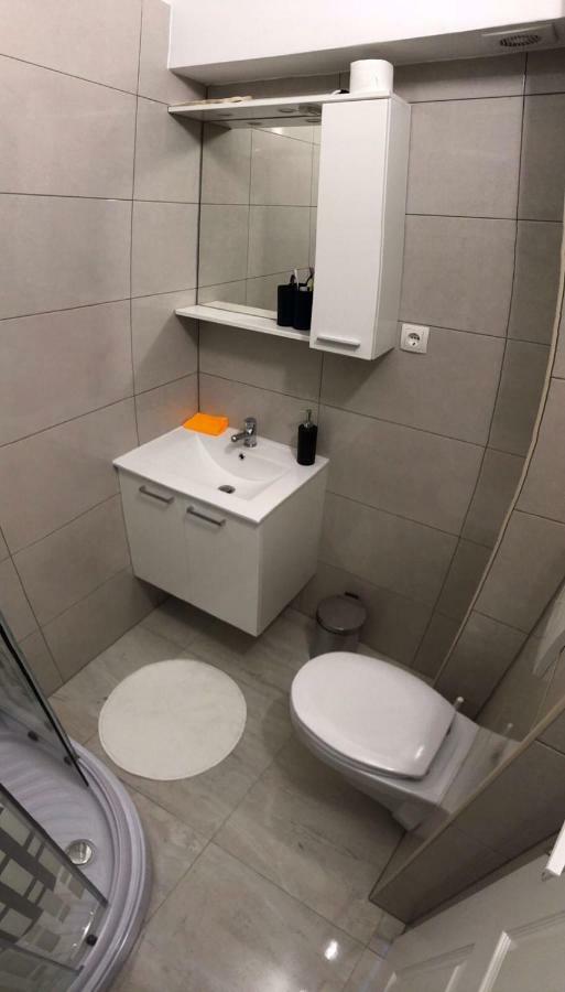 Nelany Apartment Zubovici Bagian luar foto