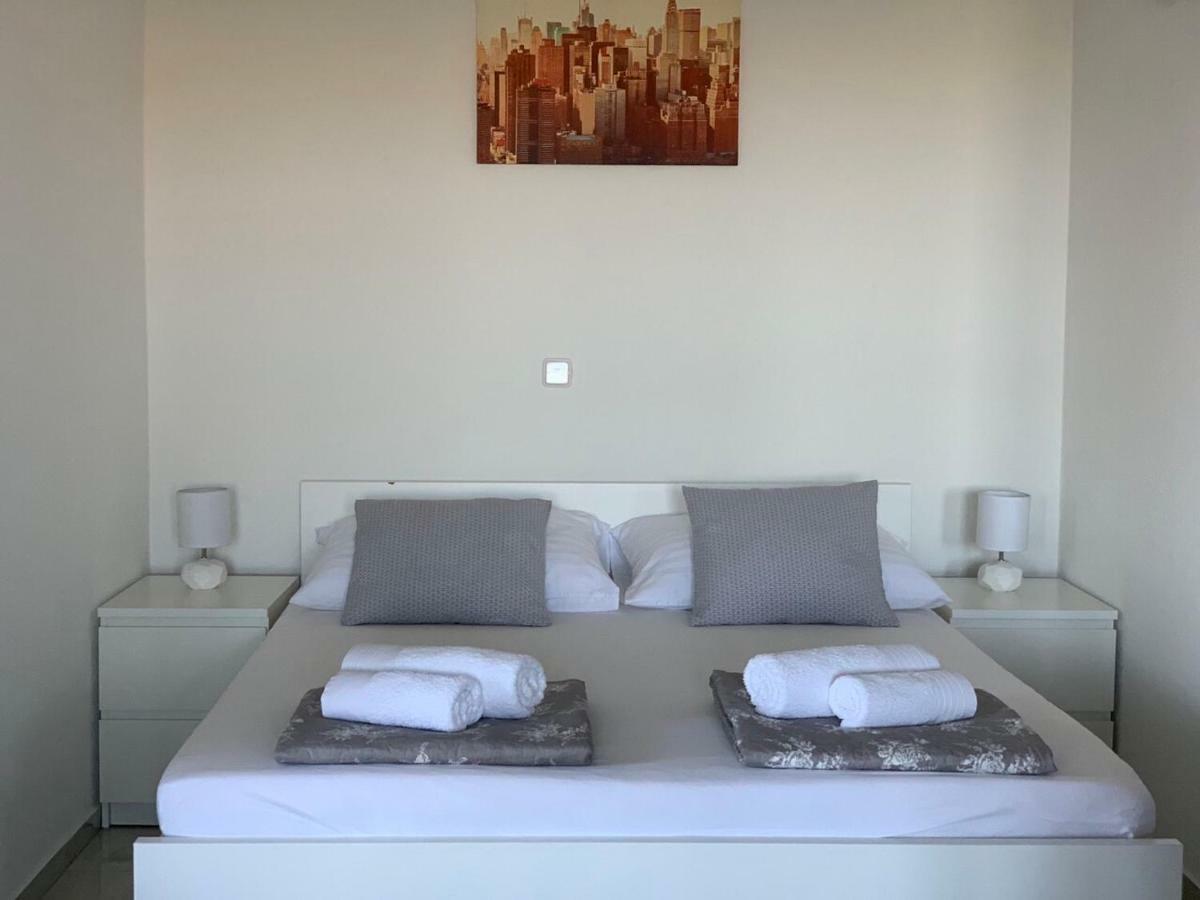 Nelany Apartment Zubovici Bagian luar foto