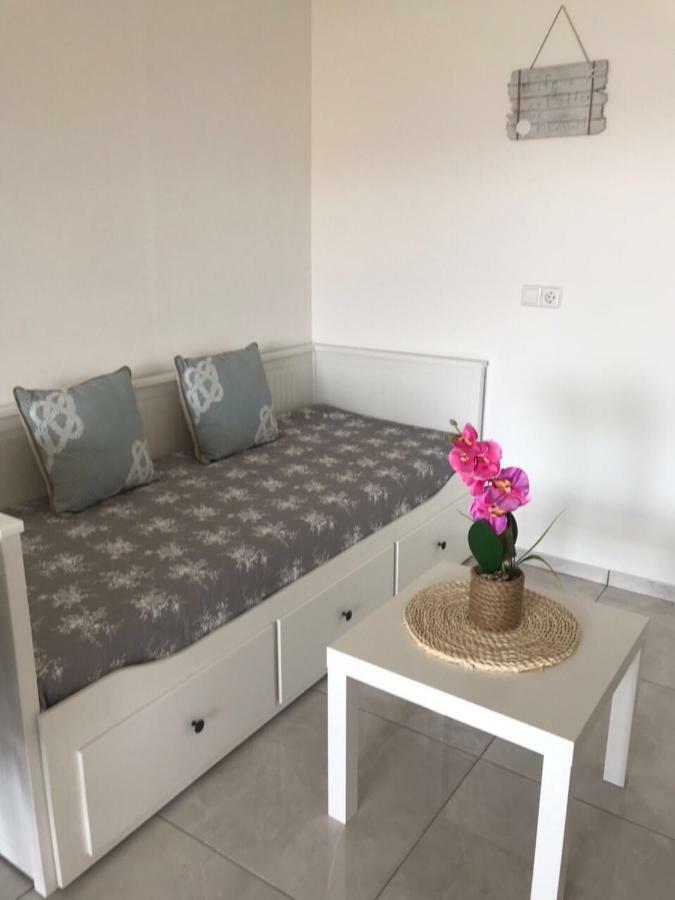 Nelany Apartment Zubovici Bagian luar foto