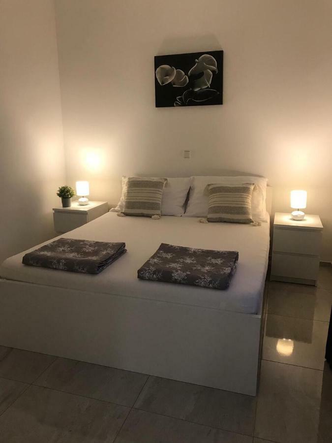 Nelany Apartment Zubovici Bagian luar foto